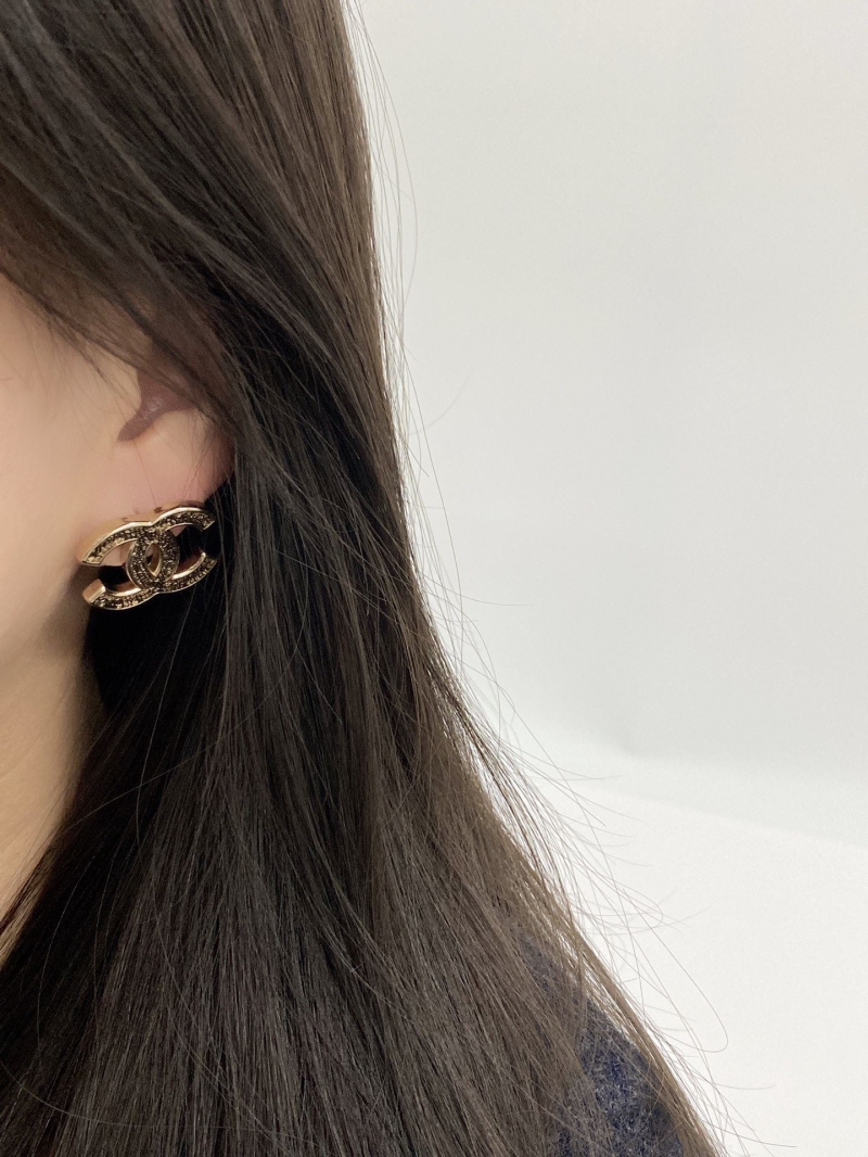 Ch**el earrings